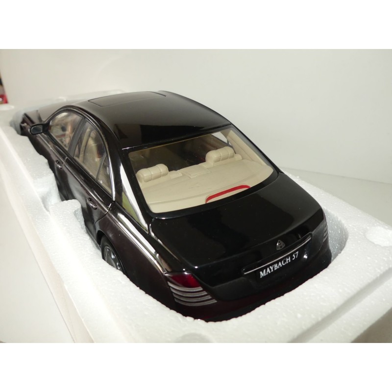 MAYBACH 62 Noir GATEWAY AUTOART 1:18 imperfection