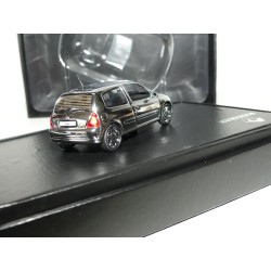 RENAULT CLIO II Phase 2 SPORT 2.0 16V Chrome UNIVERSAL HOBBIES 1:43 coffret