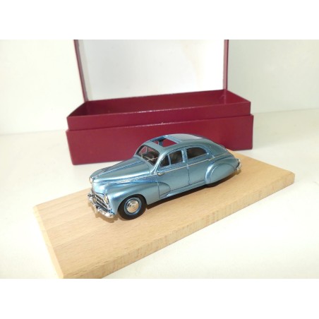 PEUGEOT 203 DARL MAT Berline bleu CCC 1:43