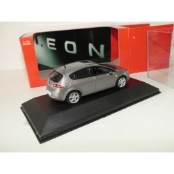 SEAT LEON II Phase 1 Noir IXO 1:43