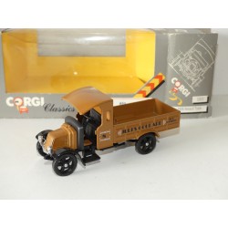 RENAULT TRUCK 1926 JULES COULARD VIN et CHARBON CORGI C823 1:43