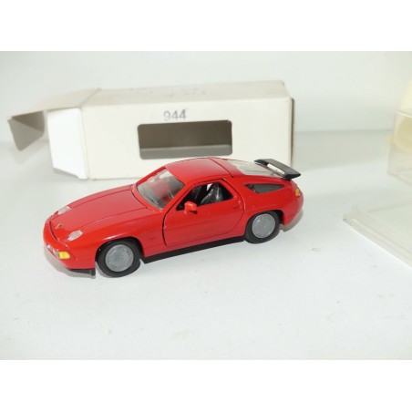 PORSCHE 928 S4 Rouge NZG 1:43