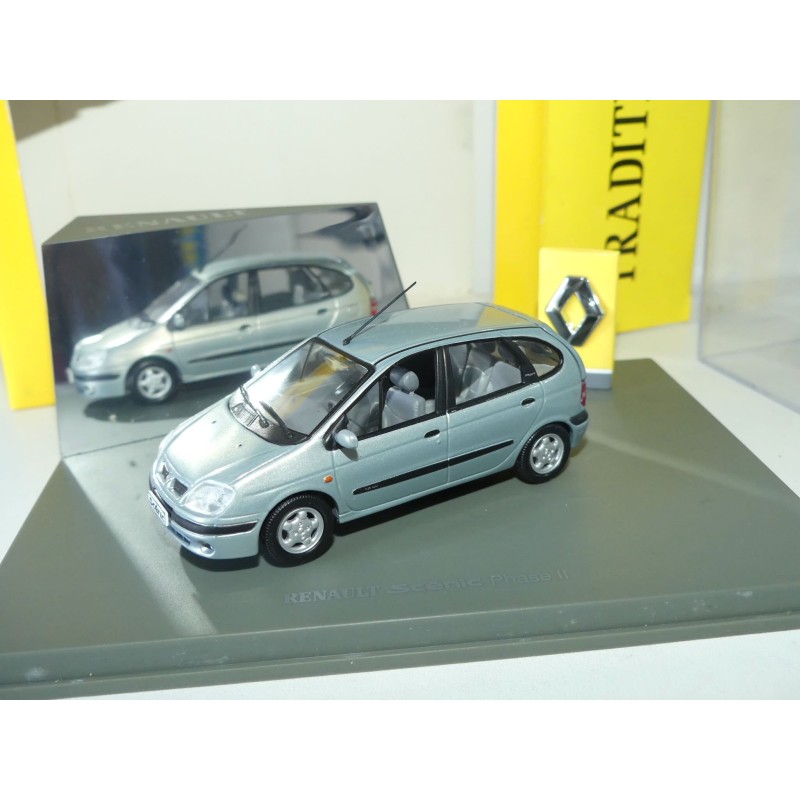 RENAULT SCENIC I Phase 2 Gris BleutÃ© UNIVERSAL HOBBIES 1:43