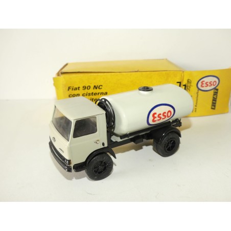 CAMION FIAT 90 NC AVEC CITERNE ESSO OLD CAR 1:43