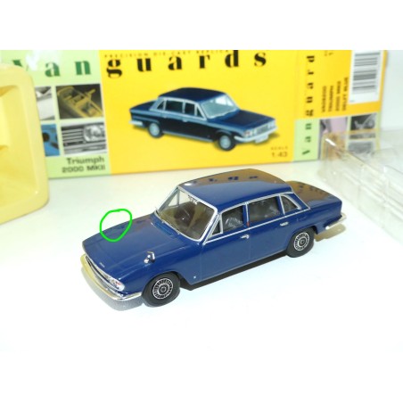 TRIUMPH 2000 Bleu VANGUARDS VA08200 1:43 imperfection