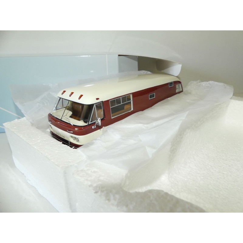 CAMPING CAR DODGE TRAVCO WINNEBAGO NEO 1:43