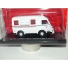 RENAULT 206 E1 AMBULANCE USINE RENAULT IXO PRESSE 1:43