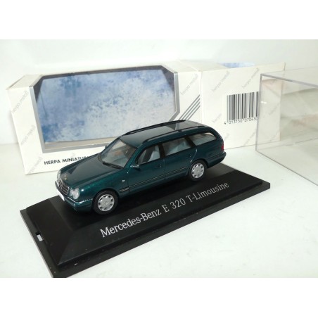 MERCEDES CLASSE E 320 BREAK AVANTGARDE W210 Vert HERPA 1:43