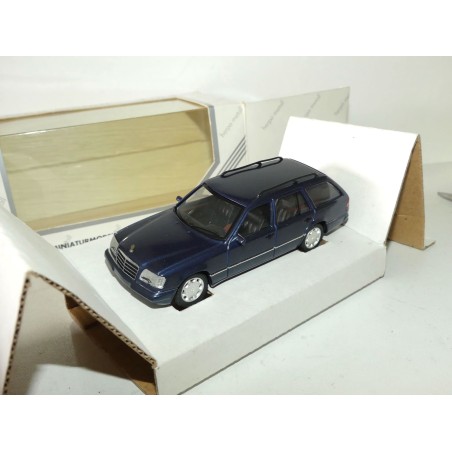 MERCEDES CLASSE E 320 BREAK W124 Bleu HERPA 1:43