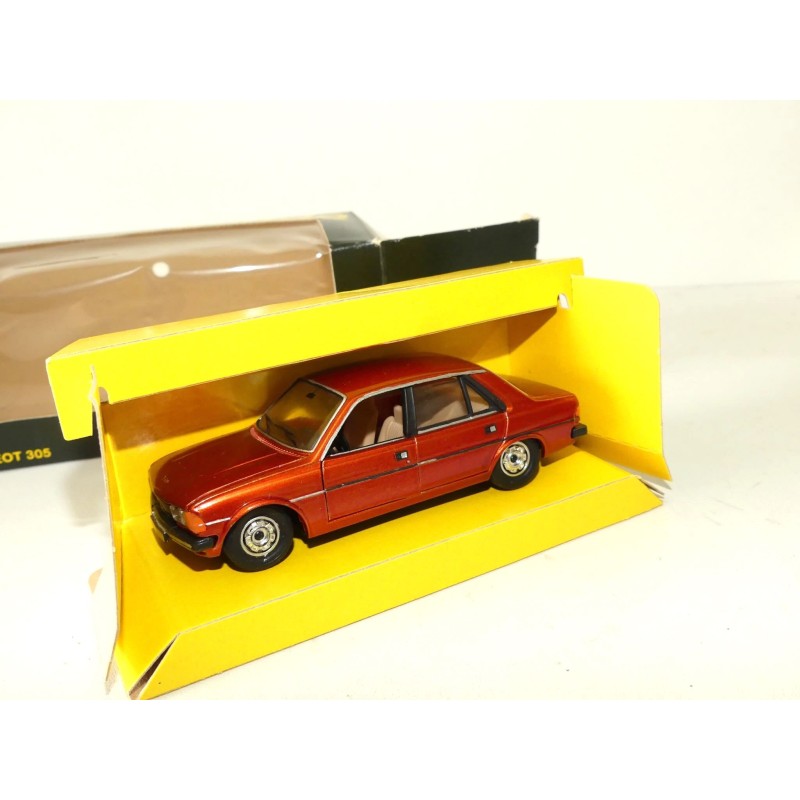 PEUGEOT 305 Marron SOLIDO 1:43