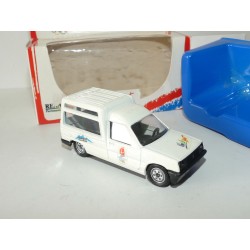 RENAULT EXPRESS FOURGONNETTE VITRÉ ALBERVILLE 92 SOLIDO 1:43