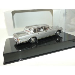 MERCEDES 600 SWB W100 1963 Gris AUTOART 1:43