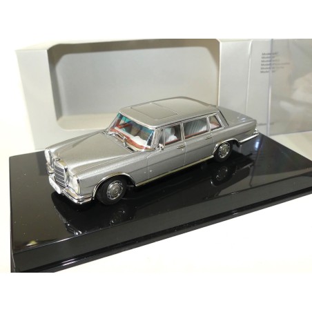 MERCEDES 600 SWB W100 1963 Gris AUTOART 1:43