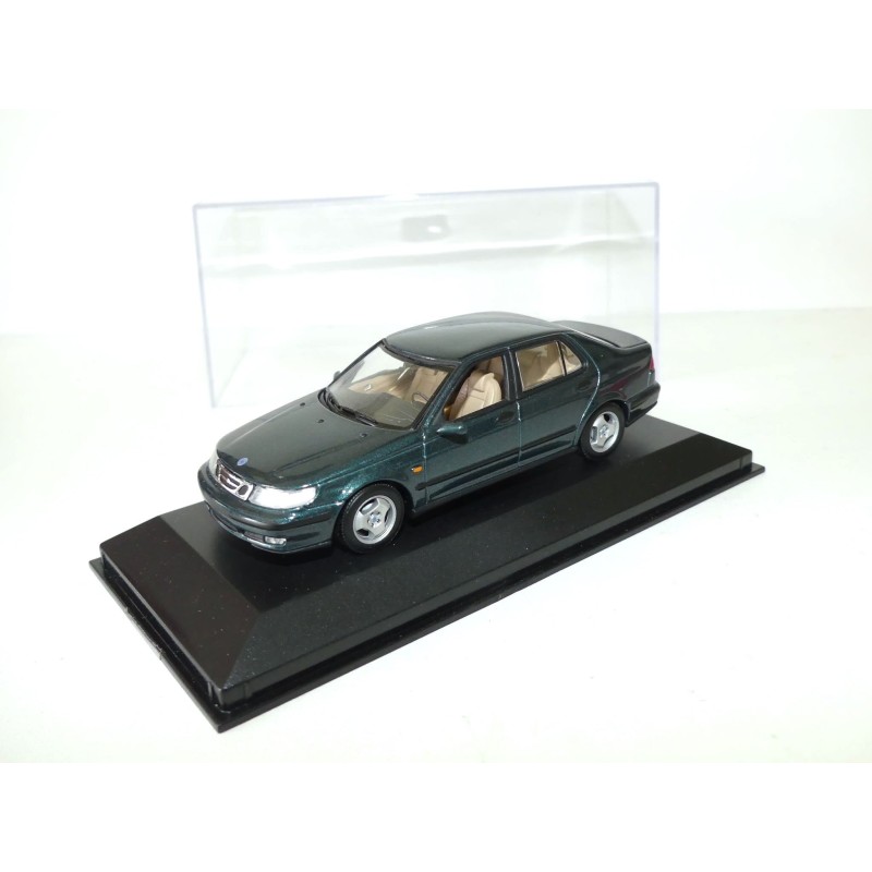 SAAB 9-5 2,3t Vert MINICHAMPS 1:43