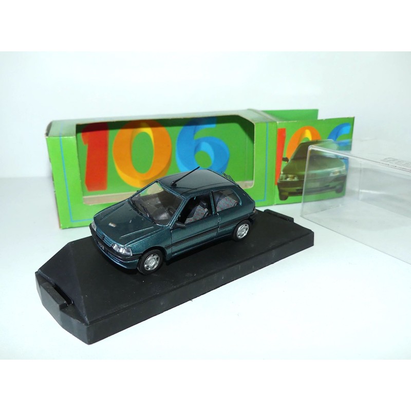 PEUGEOT 106 XT 3 PORTES Vert VITESSE 1:43