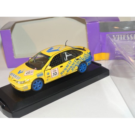 RENAULT LAGUNA NÂ°10 BTCC 1994 A. MENU VITESSE 1:43