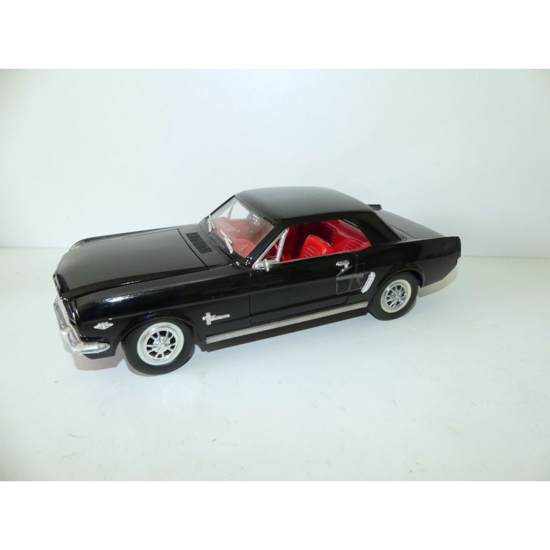 FORD MUSTANG 1964 1/2 Noir 1:18 Sans Boite