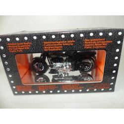 MOTO HARLEY DAVIDSON FLSTSB CROSS BONES 2008 MAISTO 1:18