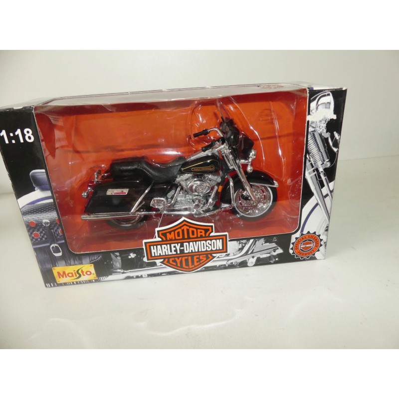 MOTO HARLEY DAVIDSON FLSTSB CROSS BONES 2008 MAISTO 1:18