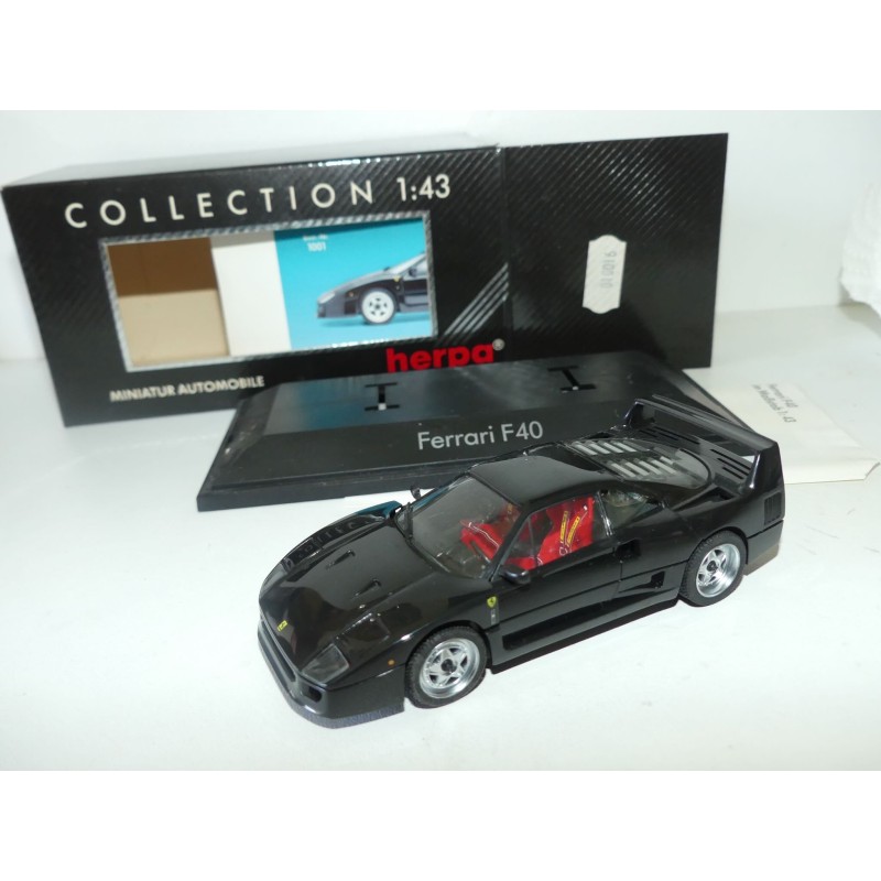 FERRARI F40 Noir HERPA 1:43 imperfection