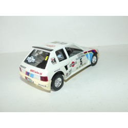 PEUGEOT 205 TURBO 16 RAC RALLYE 1984 VATANEN BURAGO 1:25 1:24