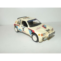 PEUGEOT 205 TURBO 16 RALLYE TOUR DE CORSE 1984 J.P. NICOLAS MAQUETTE Montée 1:24