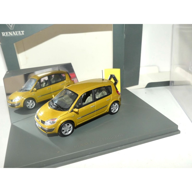 RENAULT SCENIC II Phase 1 2003 Moutarde UNIVERSAL HOBBIES 1:43