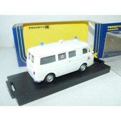 FIAT 238 AMBULANCE 1970 Croix Rouge Italienne PROGETTOK PK C021 1:43