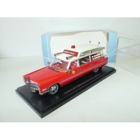 CADILLAC S&S AMBULANCE FIRE RESCUE NEO 1:43