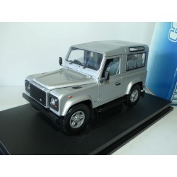 LAND ROVER 90 DEFENDER Gris UNIVERSAL HOBBIES 1:18