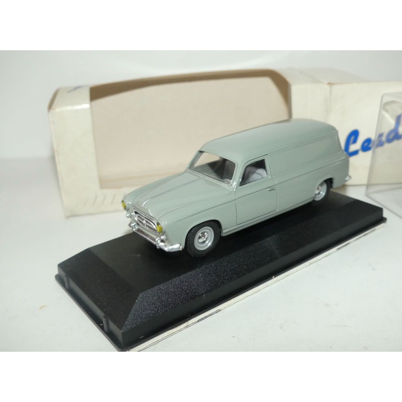 PEUGEOT 403 BREAK TOLE Gris LEADER 2144 1:43