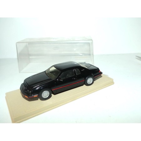 FORD THUNDERBIRD 10ème Génération Noir STARTER 1:43