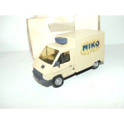 RENAULT TRAFIC ISOTHERME MIKO DUBRAY 1:43 imperfection