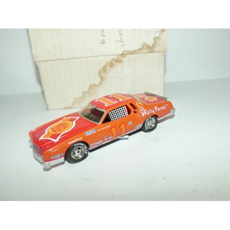 CHEVROLET CHEVELLE HOLLY FARMS N°11 CHAMPIONNAT 1977 YARBOROUGH STARTER 1:43