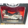 MOTO HONDA GOLD WING SE ET BMW R1100 GENDARMERIE MAISTO 1:18