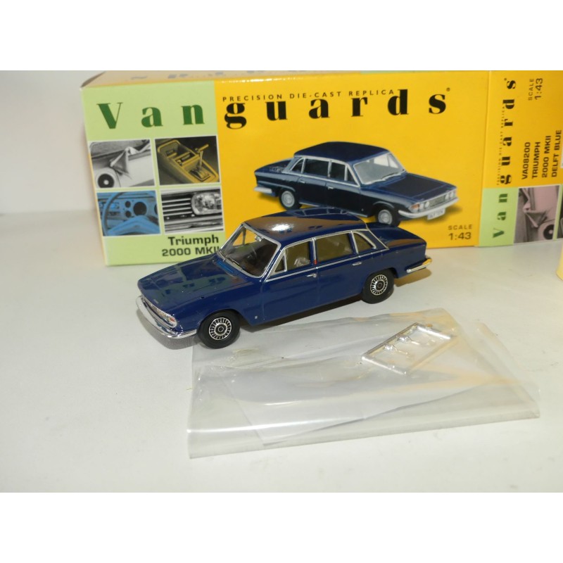 TRIUMPH 2000 Bleu VANGUARDS VA08200 1:43