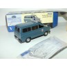 FORD TRANSIT MINIBUS POLICE CRS VANGUARDS VA06608 1:43