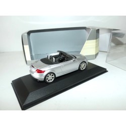 AUDI TT ROADSTER 8J Gris MINICHAMPS 1:43