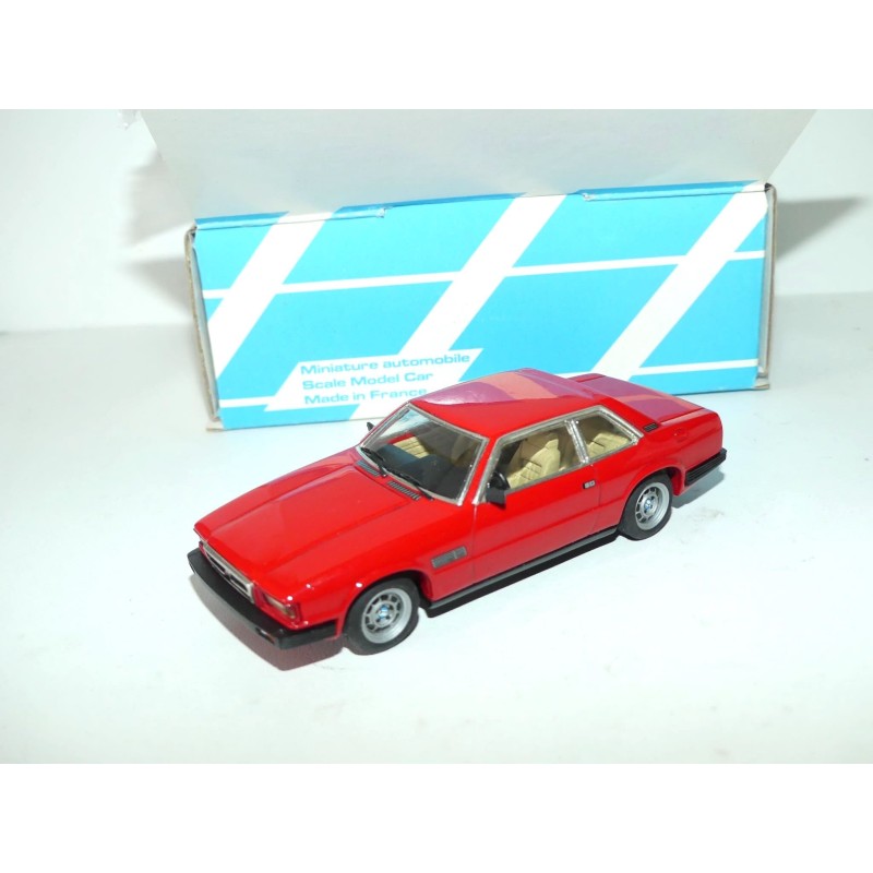 DE TOMASO LONGCHAMP V81984 Rouge KIT Monté ALEZAN 1:43