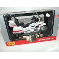 MOTO HONDA GOLD WING SE blanc MAISTO 1:18