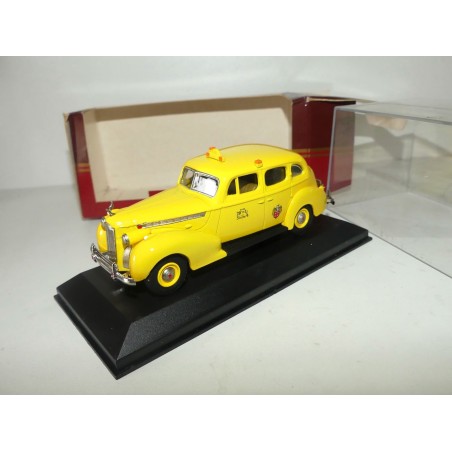 PACKARD SUPER 8 1940 TAXI REXTOYS 1:43