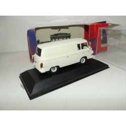 BARKAS B1000 VAN 1956 Blanc IST MODELS IST003 1:43