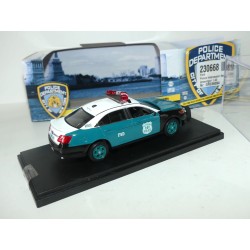 FORD POLICE INTERCEPTOR POLICE DE NEW YORK 2014 GREENLIGHT 1:43