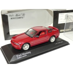 FORD MUSTANG GT 2005 Rouge...