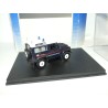 LAND ROVER 90 CARABINIERI POLICE ITALIENNE UNIVERSAL HOBBIES 1:43