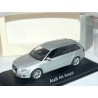 AUDI A4 AVANT B7 3.2 QUATTRO S LINE 2004 Gris Clair MINICHAMPS 1:43