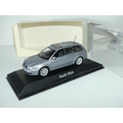 AUDI RS4 AVANT B5 Gris Clair MINICHAMPS 1:43