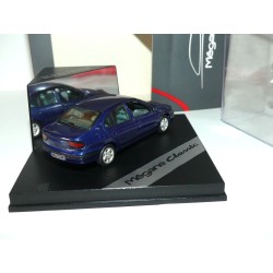 RENAULT MEGANE CLASSIC RXT I Phase 1 Bleu VITESSE 1:43