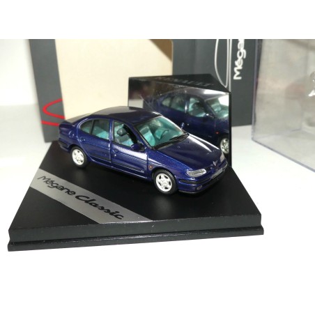 RENAULT MEGANE CLASSIC RXT I Phase 1 Bleu VITESSE 1:43