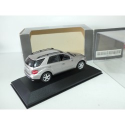 MERCEDES CLASSE M ML TYPE 164 Gris Cubanit MINICHAMPS